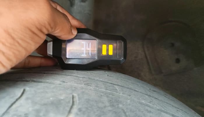 2019 Tata NEXON XMA DIESEL, Diesel, Automatic, 92,015 km, tyre