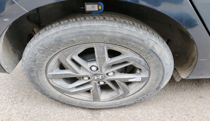 2022 Hyundai GRAND I10 NIOS SPORTZ AMT 1.2 KAPPA VTVT, Petrol, Automatic, 45,340 km, tyre