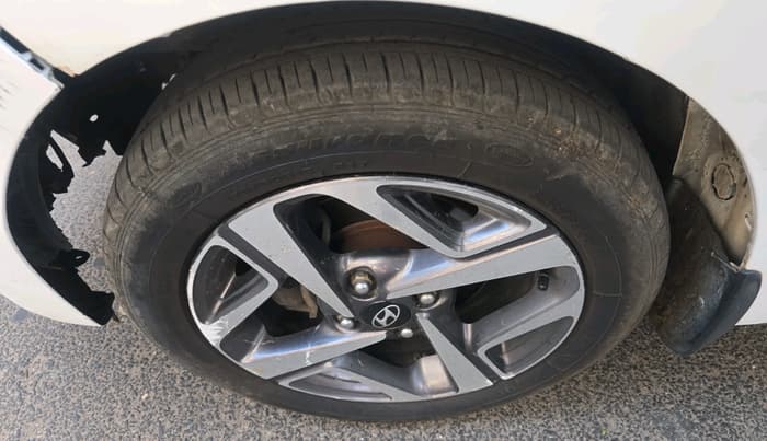 2022 Hyundai AURA SX PLUS 1.2 AMT CRDI, Diesel, Automatic, 66,384 km, tyre