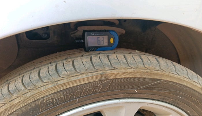 2014 Hyundai Grand i10 ASTA 1.2 KAPPA VTVT, Petrol, Manual, 1,07,312 km, tyre