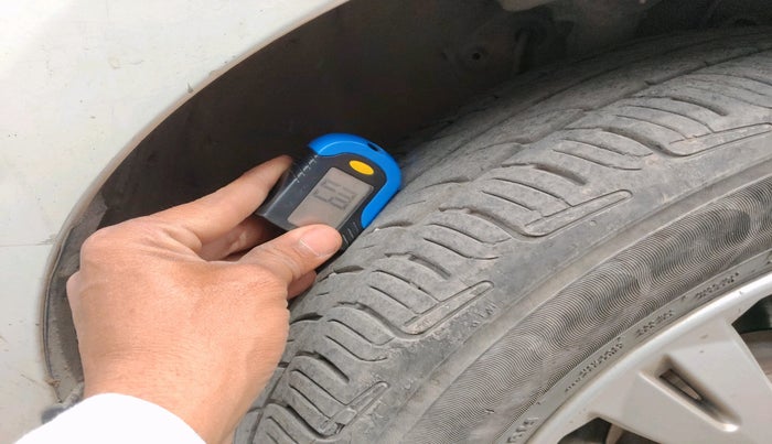 2011 Hyundai i20 ASTA 1.2, Petrol, Manual, 1,08,532 km, tyre