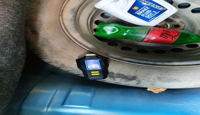 2012 Honda Brio S MT, Petrol, Manual, 68,894 km, tyre