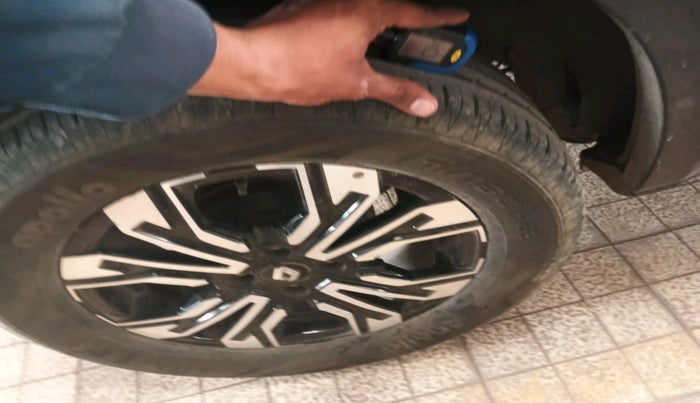 2022 Renault Kiger RXT (O) MT, Petrol, Manual, 76,074 km, tyre