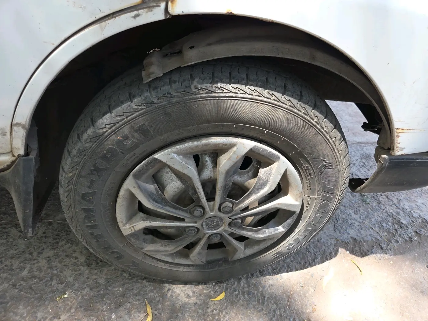 2014 Maruti Eeco 5 STR WITH A/C+HTR, CNG, Manual, 50,377 km, tyre