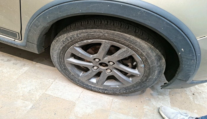 2019 Ford FREESTYLE TITANIUM PLUS 1.2 PETROL, Petrol, Manual, 23,598 km, tyre