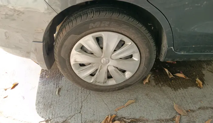 2017 Maruti Ertiga VDI SHVS, Diesel, Manual, 1,17,992 km, tyre