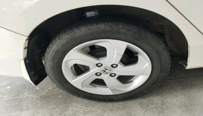 2014 Honda City 1.5L I-DTEC V, Diesel, Manual, 97,957 km, tyre