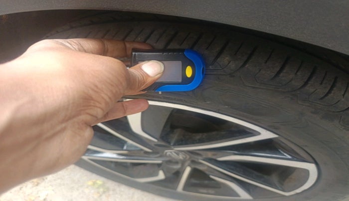 2023 MG ASTOR SAVVY 1.3 TURBO AT S RED, Petrol, Automatic, 31,676 km, tyre