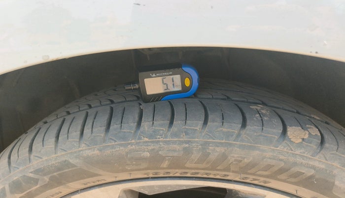 2022 Hyundai NEW I20 SPORTZ 1.5 MT, Diesel, Manual, 1,68,929 km, tyre