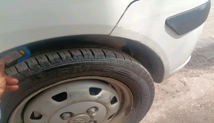 2014 Hyundai Santro Xing GL PLUS, CNG, Manual, 1,06,899 km, tyre