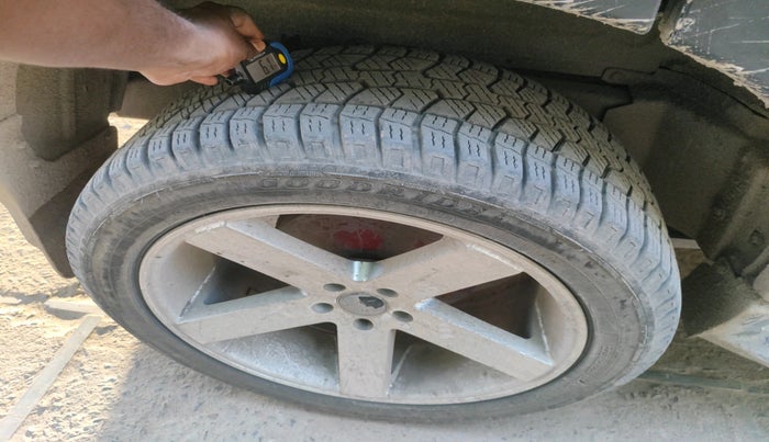 2024 Mahindra SCORPIO CLASSIC S 7STR, Diesel, Manual, 28,801 km, tyre