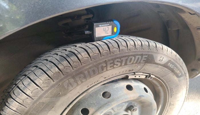 2014 Maruti Alto 800 LXI CNG, CNG, Manual, 98,598 km, tyre