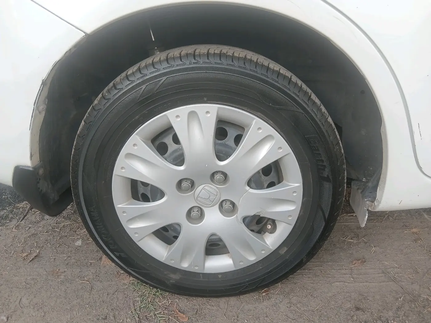 2016 Honda Amaze 1.2L I-VTEC SX, Petrol, Manual, 1,68,649 km, tyre