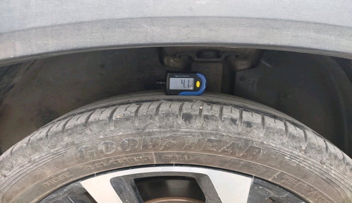 2023 MG HECTOR PLUS SAVVY PRO 1.5 TURBO CVT 7 STR, Petrol, Automatic, 50,136 km, tyre