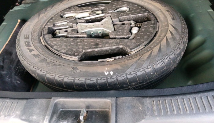 2018 Maruti S Cross ZETA 1.3, Diesel, Manual, 98,200 km, tyre