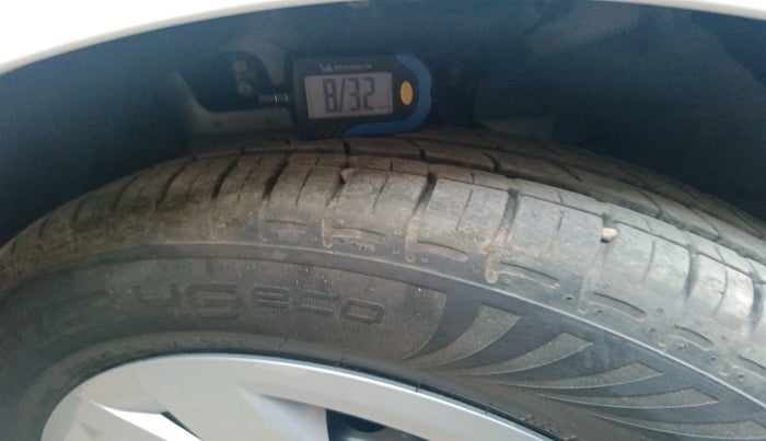 2025 Hyundai GRAND I10 NIOS Magna 1.2 Hy-CNG Duo, CNG, Manual, 3,823 km, tyre