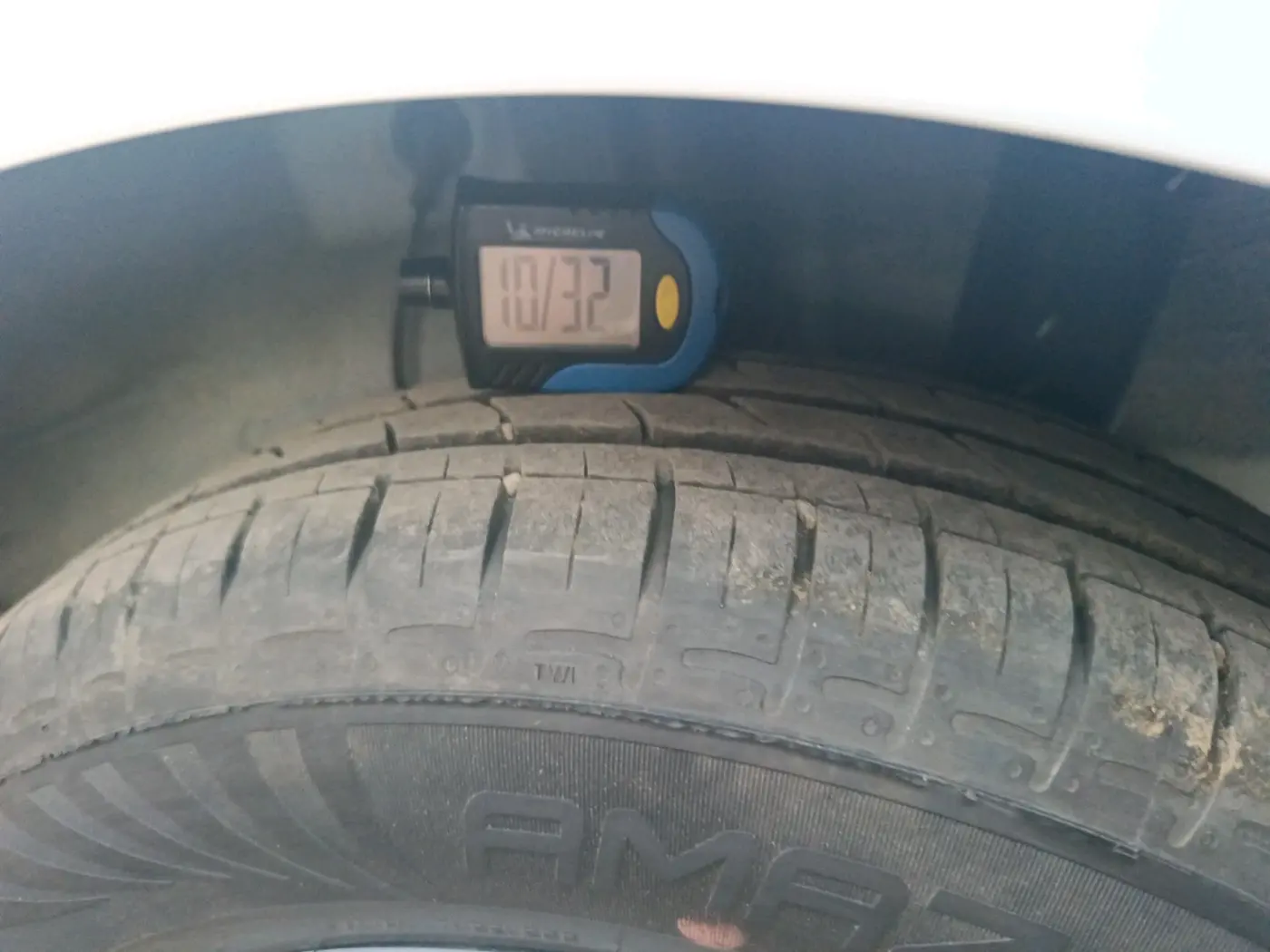 2025 Hyundai GRAND I10 NIOS Magna 1.2 Hy-CNG Duo, CNG, Manual, 3,823 km, tyre