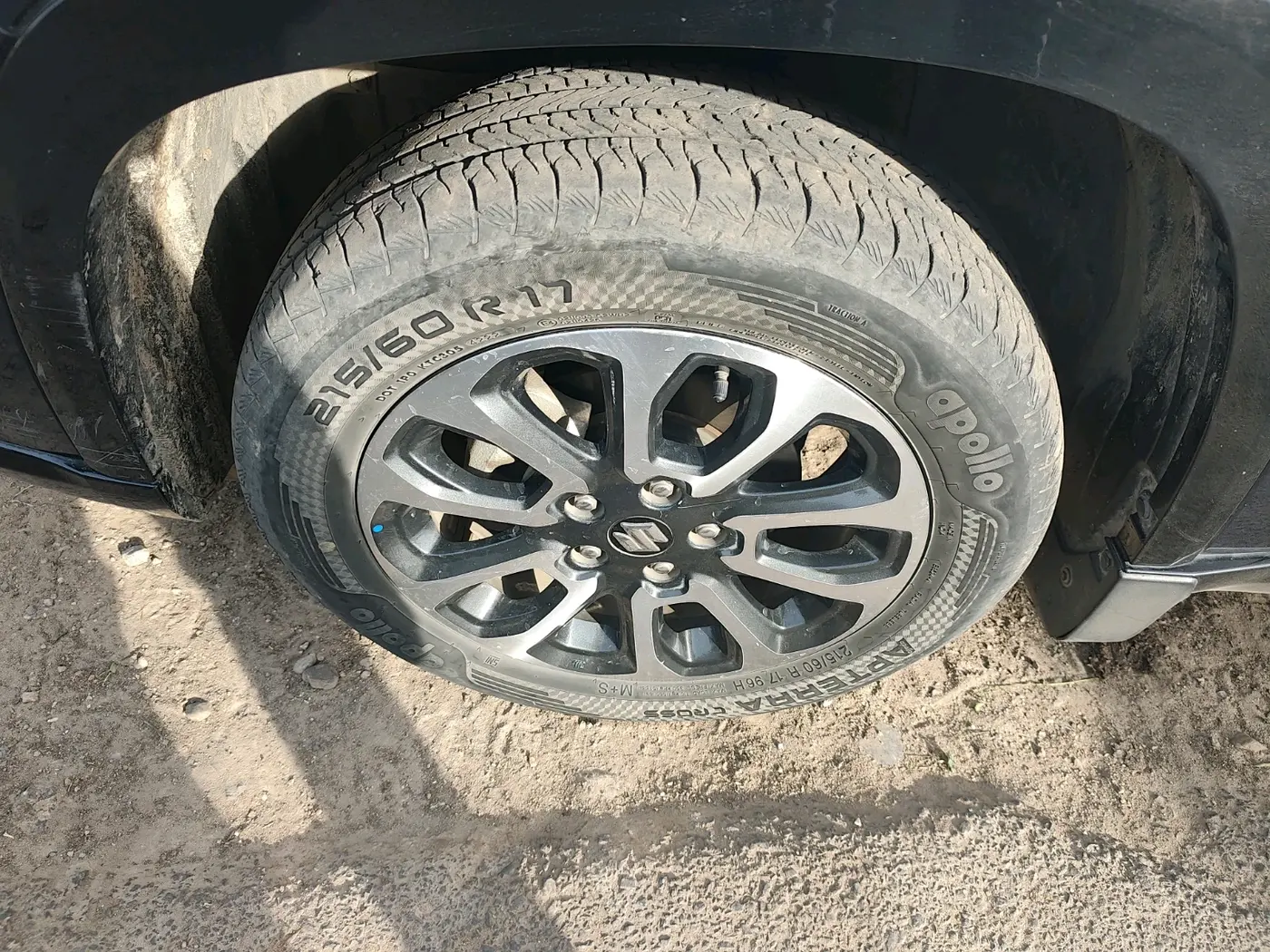 2022 Maruti Grand Vitara ZETA PLUS  HYBRID ECVT, Hybrid, Automatic, 52,845 km, tyre