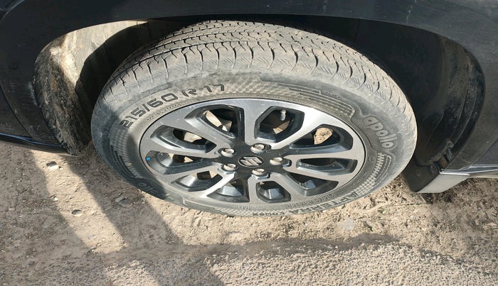 2022 Maruti Grand Vitara ZETA PLUS  HYBRID ECVT, Hybrid, Automatic, 52,845 km, tyre