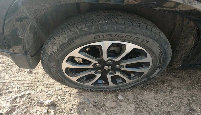 2022 Maruti Grand Vitara ZETA PLUS  HYBRID ECVT, Hybrid, Automatic, 52,845 km, tyre