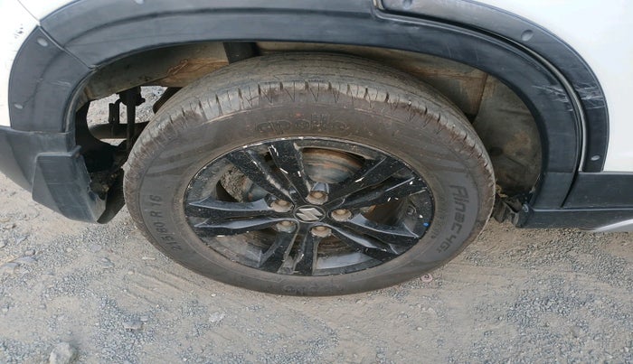 2018 Maruti Vitara Brezza ZDI PLUS, Diesel, Manual, 92,439 km, tyre