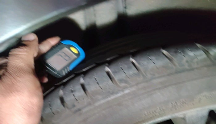 2017 Maruti Ciaz ALPHA 1.4 PETROL, Petrol, Manual, 48,181 km, tyre