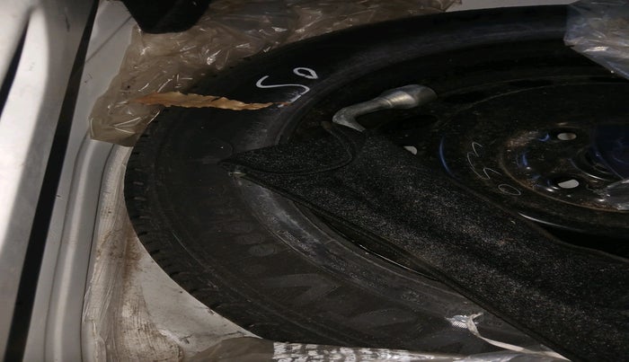 2023 Maruti New Wagon-R VXI 1.0, Petrol, Manual, 18,774 km, tyre