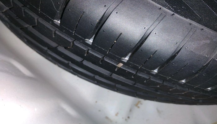 2022 Maruti Baleno SIGMA PETROL 1.2, Petrol, Manual, 51,814 km, tyre