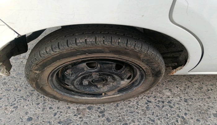 2017 Maruti Alto K10 VXI, Petrol, Manual, 54,745 km, tyre