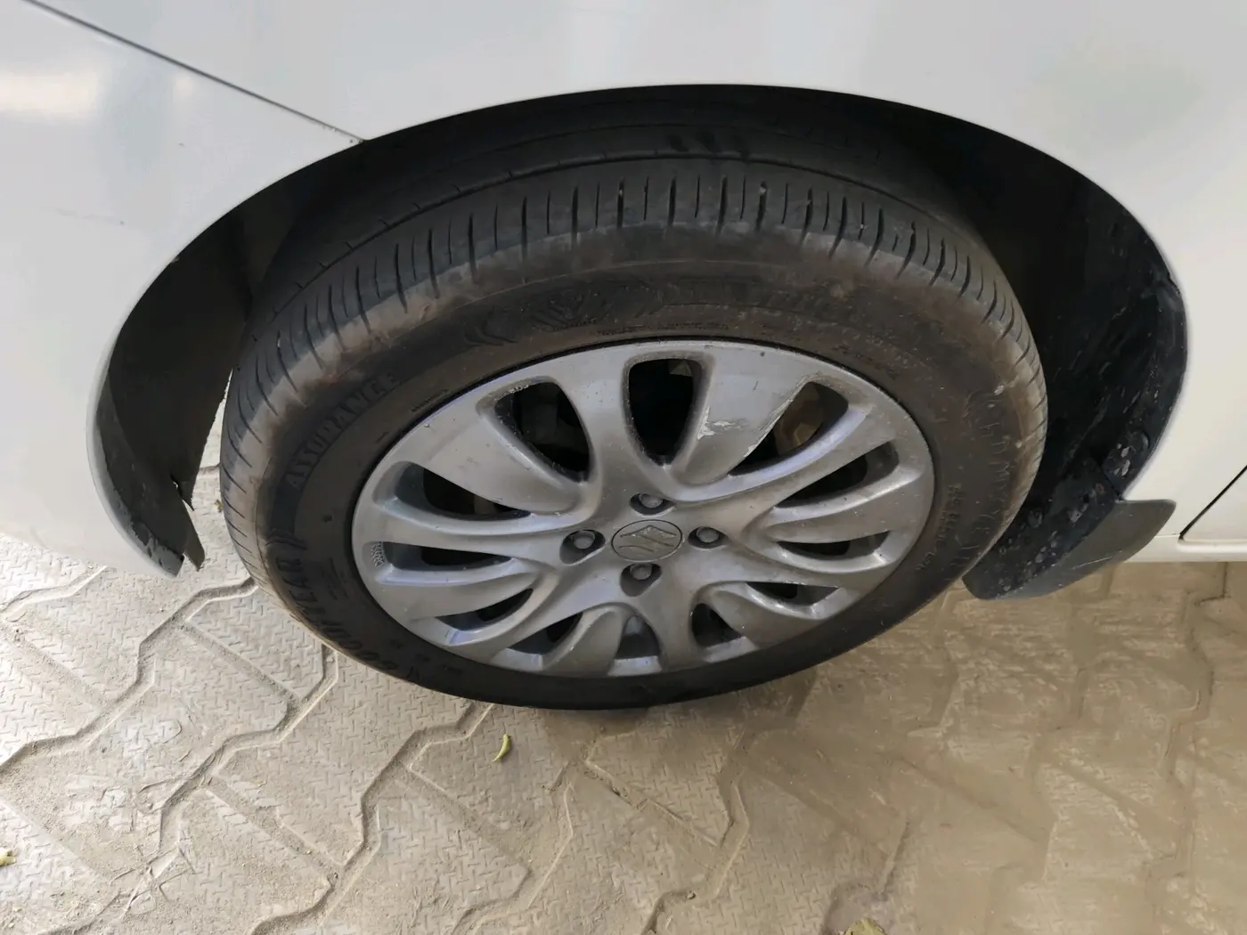2018 Maruti Baleno ZETA PETROL 1.2, Petrol, Manual, 74,092 km, tyre