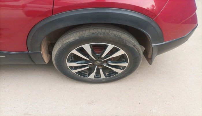 2019 Nissan Kicks XV 1.5, Petrol, Manual, 54,885 km, tyre