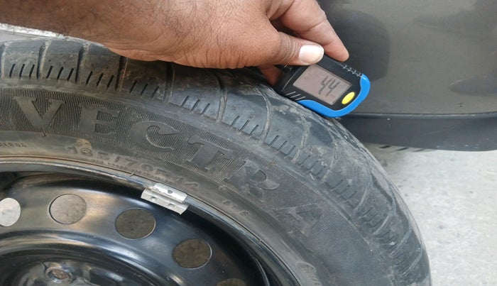 2017 Maruti Celerio ZXI AMT, Petrol, Automatic, 72,982 km, tyre