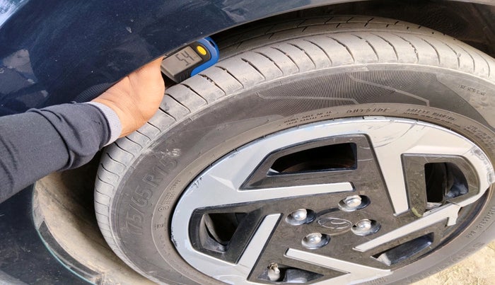 2023 Hyundai GRAND I10 NIOS SPORTZ 1.2 KAPPA VTVT CNG, CNG, Manual, 90,263 km, tyre