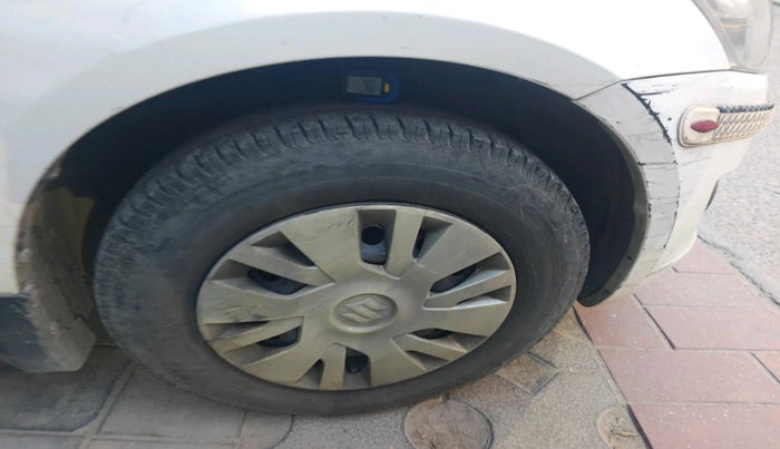 2012 Maruti Swift VXI, Petrol, Manual, 91,262 km, tyre