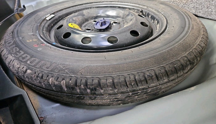 2019 Maruti Swift ZXI PLUS, Petrol, Manual, 74,174 km, tyre