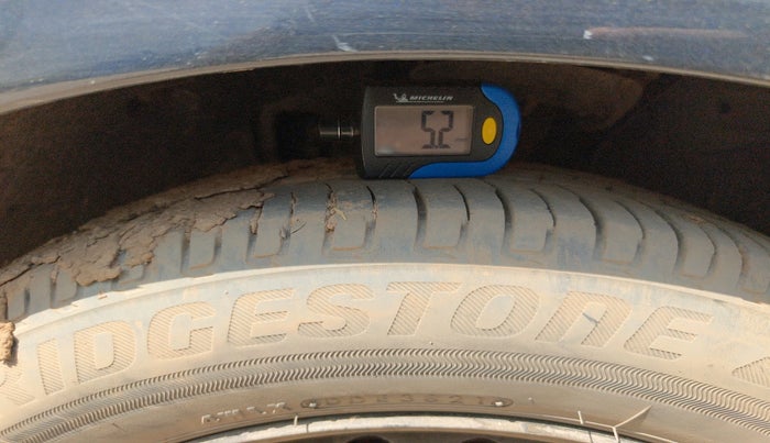 2021 Hyundai NEW I20 SPORTZ 1.5 MT, Diesel, Manual, 1,58,173 km, tyre