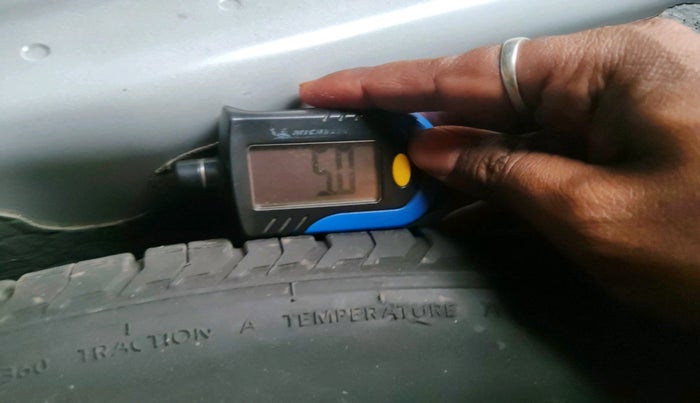 2022 Skoda SLAVIA STYLE 1.0L TSI MT, Petrol, Manual, 34,212 km, tyre