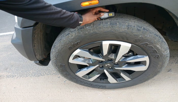 2024 Mahindra Thar Roxx AX7 L Diesel AT 2WD, Diesel, Automatic, 20,742 km, tyre