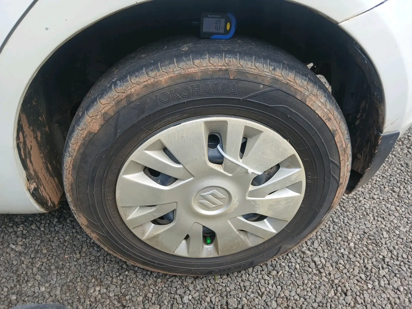 2012 Maruti Swift VDI, Diesel, Manual, 1,20,248 km, tyre