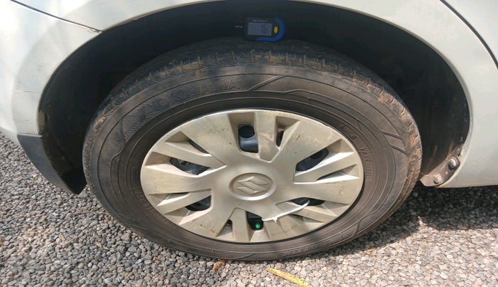 2012 Maruti Swift VDI, Diesel, Manual, 1,20,248 km, tyre