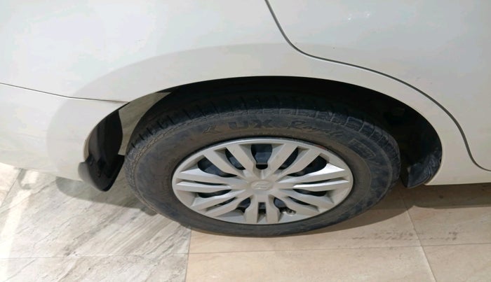 2022 Maruti Dzire VXI, Petrol, Manual, 96,760 km, tyre