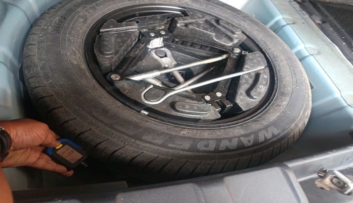 2020 Tata NEXON EV XZ PLUS LUX, Electric, Automatic, 70,631 km, tyre