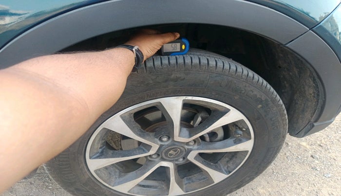 2020 Tata NEXON EV XZ PLUS LUX, Electric, Automatic, 70,631 km, tyre