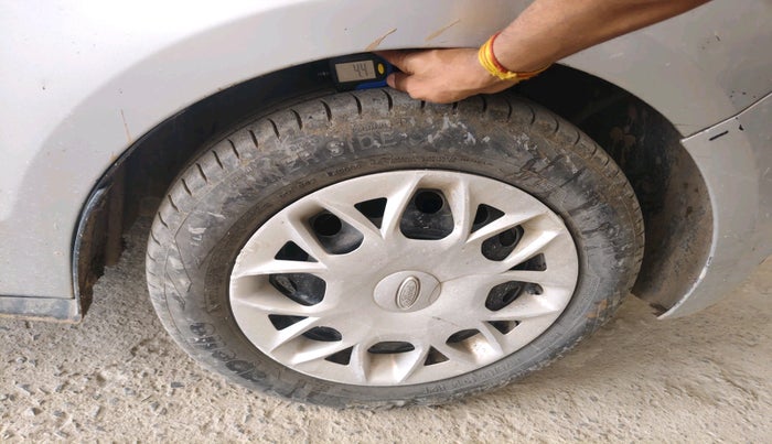 2016 Ford Figo Aspire TREND 1.2 PETROL, Petrol, Manual, 81,208 km, tyre