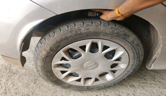 2016 Ford Figo Aspire TREND 1.2 PETROL, Petrol, Manual, 81,208 km, tyre