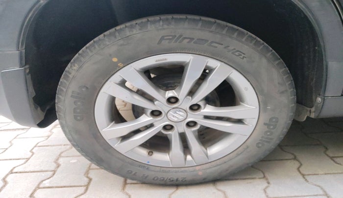 2017 Maruti Vitara Brezza ZDI, Diesel, Manual, 2,09,197 km, tyre