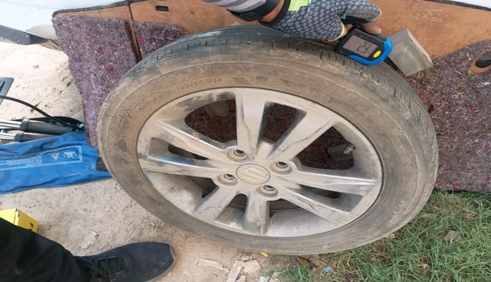 2017 Maruti Wagon R 1.0 VXI (O) AMT, Petrol, Automatic, 55,629 km, tyre