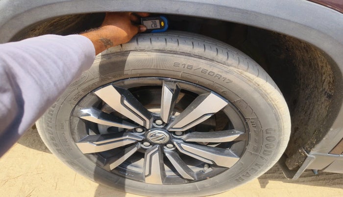 2020 MG HECTOR PLUS SHARP 1.5 PETROL TURBO DCT 6-STR, Petrol, Automatic, 82,528 km, tyre