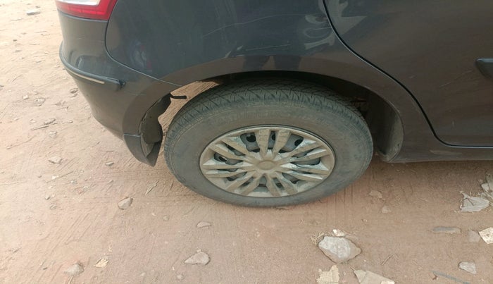 2016 Maruti Swift VXI, Petrol, Manual, 86,463 km, tyre