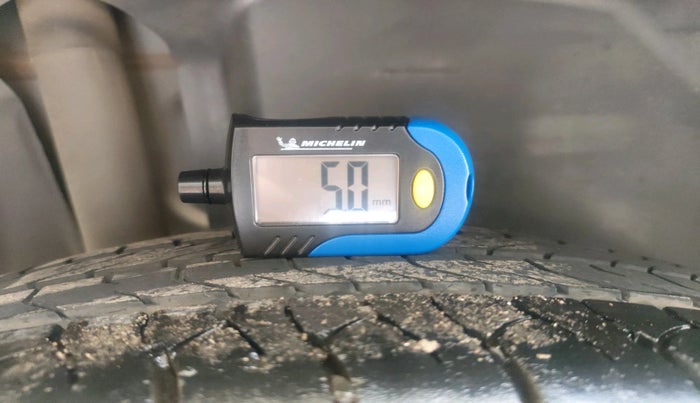 2023 Maruti Grand Vitara ALPHA PLUS HYBRID ECVT, Hybrid, Automatic, 47,918 km, tyre